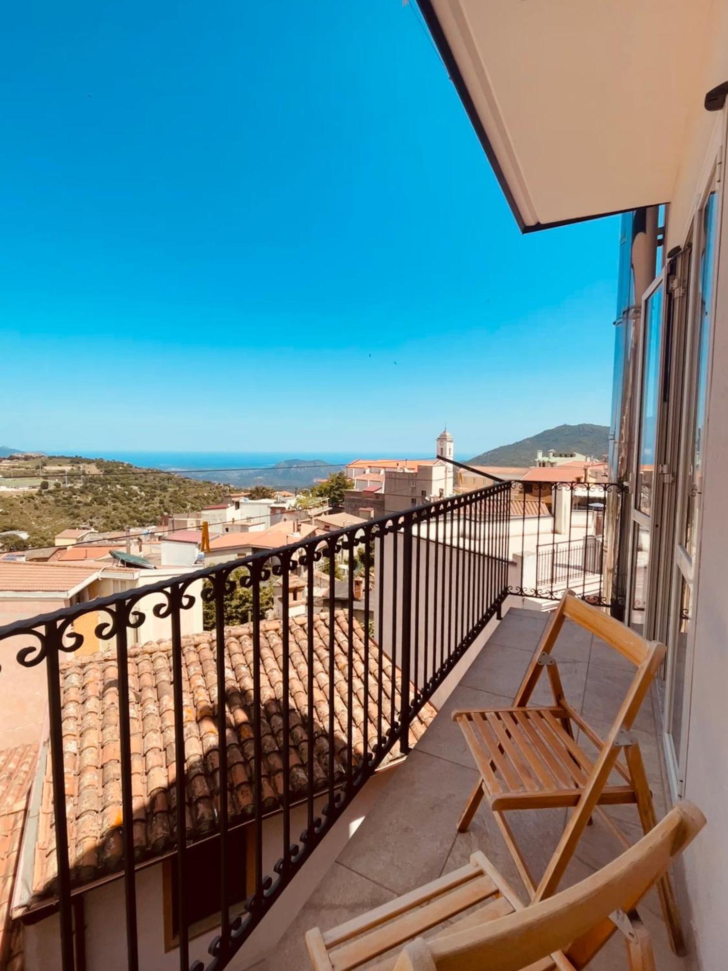 B&B Aria Ona Villagrande Strisaili Eksteriør billede