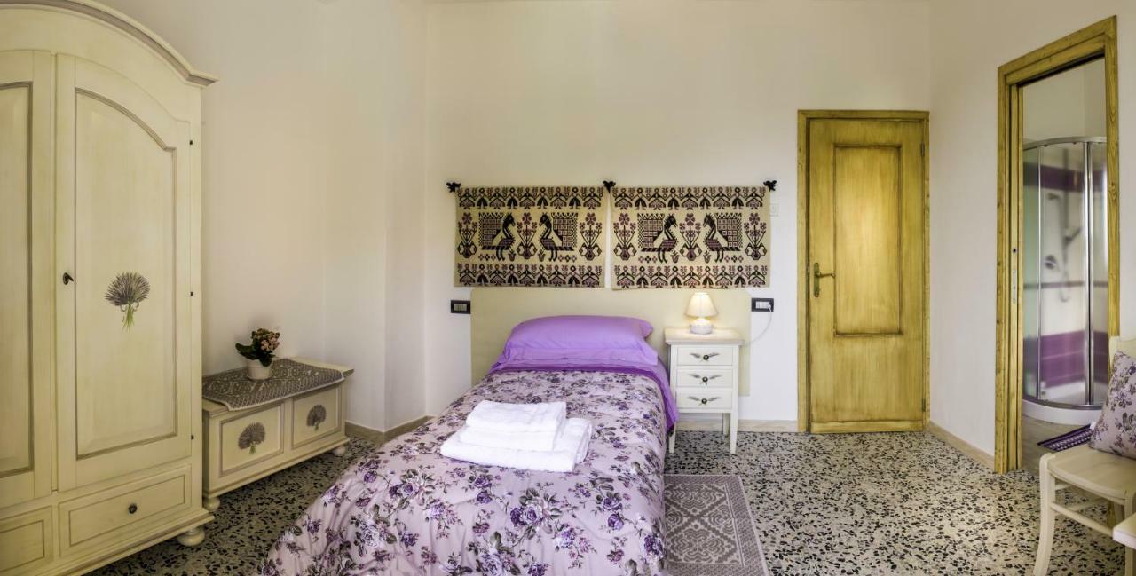 B&B Aria Ona Villagrande Strisaili Eksteriør billede