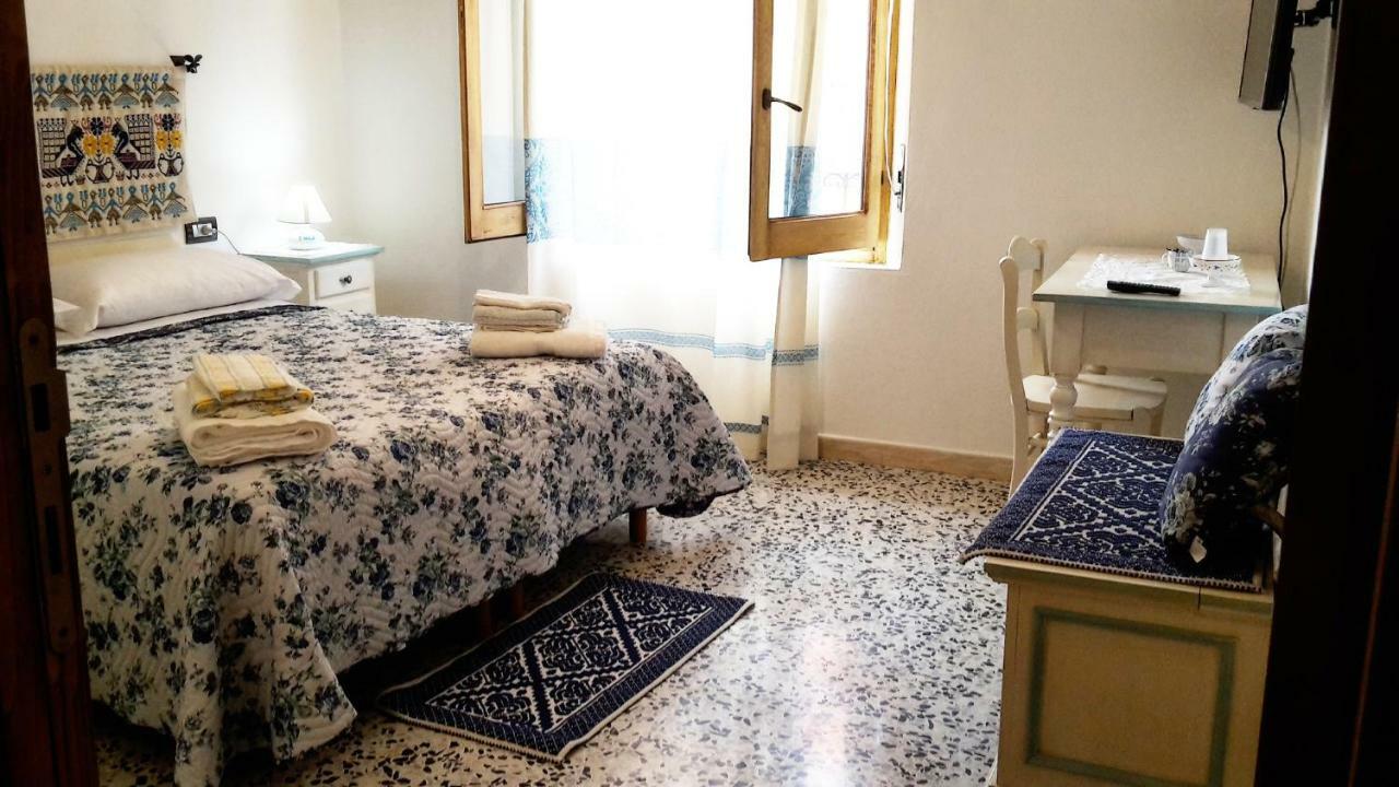 B&B Aria Ona Villagrande Strisaili Eksteriør billede